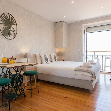 Alfama Vintage By Lu Holidays *